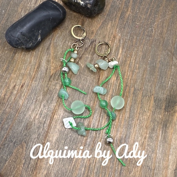 Alquimia Green and Gold Earrings with Timeless Elegance - Picture 1 of 3